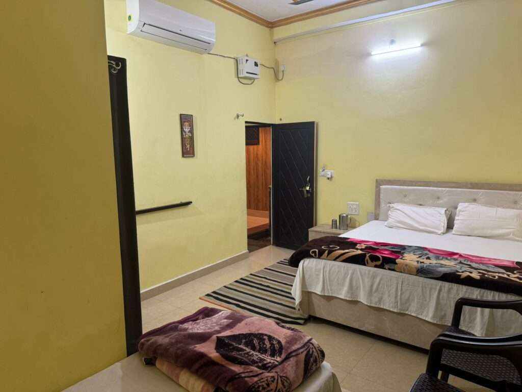 Naimisharanya Hotel Booking Made Easy – Near Chakra Tirth